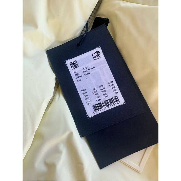 NWT Rains Loop Women’s Puffer Vest in Straw Light Yellow, Size Large Spring Ski - Picture 7 of 7